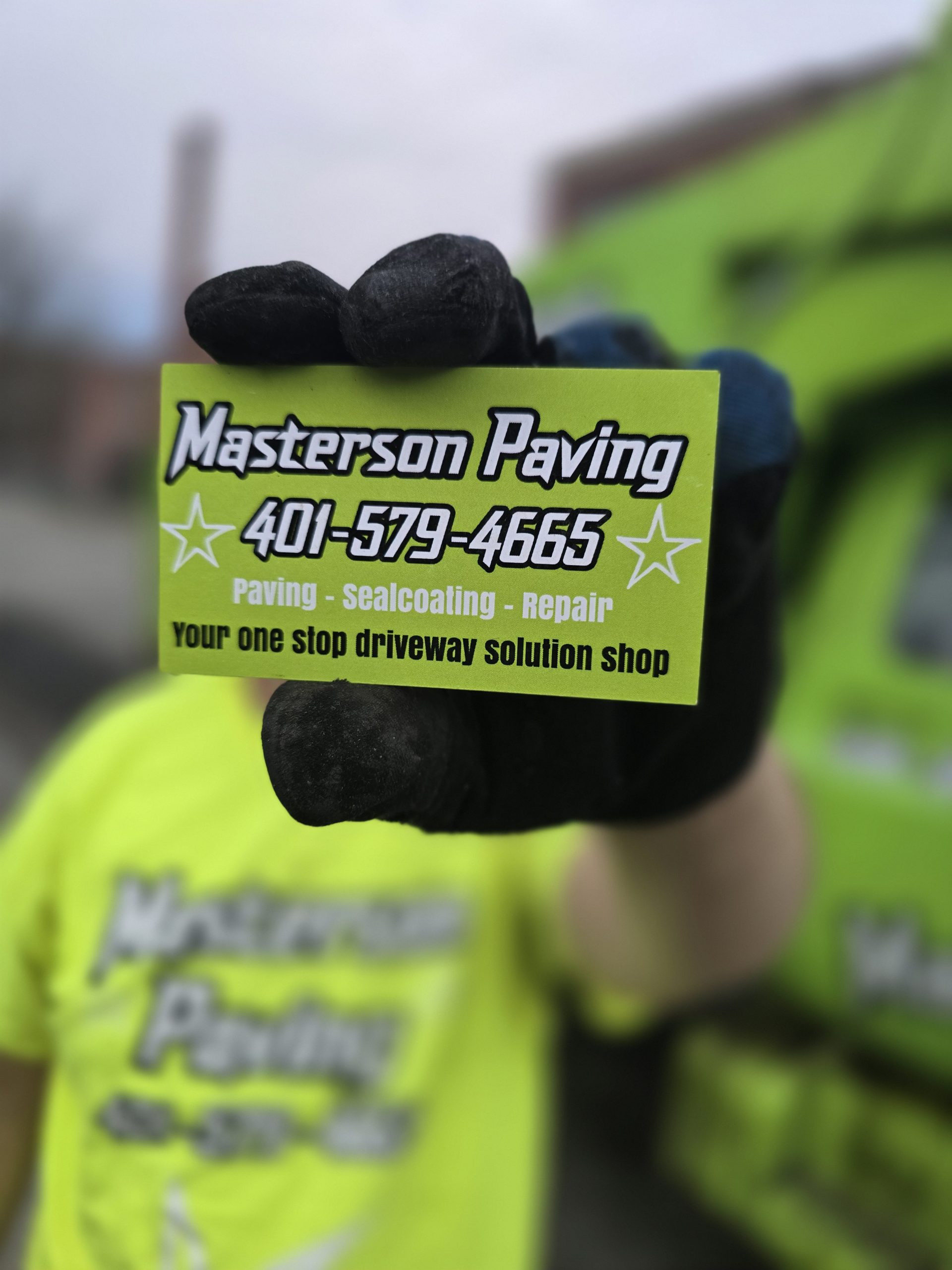 Sealcoating 101: Protecting Your Asphalt Driveway Through New England Winters